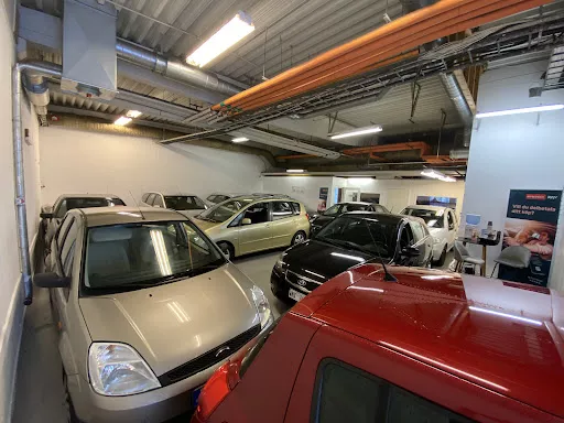 JRL Bil AB - Car dealer in Jordbro, Sweden