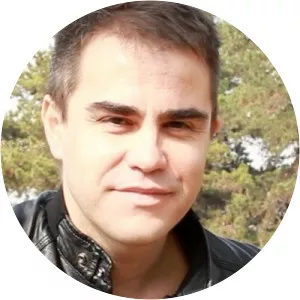 Juan Pablo Flores - TV personality