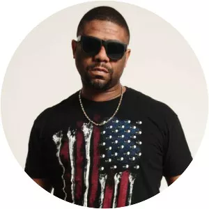 Jubu Smith - Guitarist