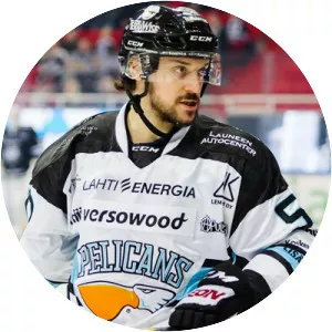 Juhamatti Aaltonen - Ice hockey right winger