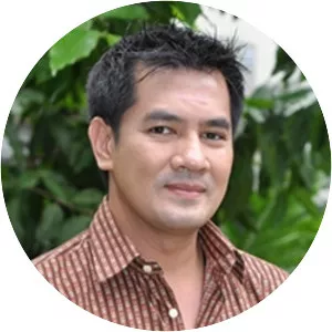 Jukrit Ammarat - Actor