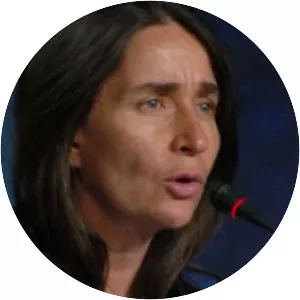 Julia Carabias Lillo