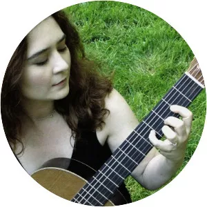 Julia Crowe