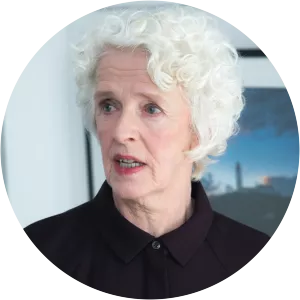 Julia Dearden - Actress