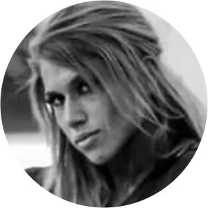 Julia Föry - Actress