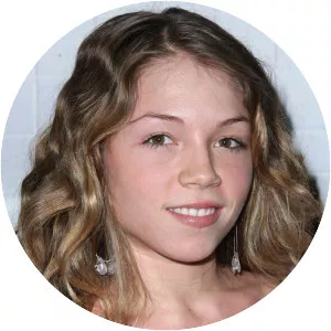 Julia Garro - Actress