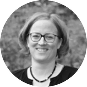 Julia Geneuss - Author