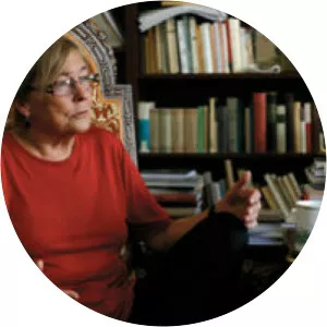 Júlia Lángh - Journalist