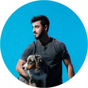 JULIA LEWIS photograph