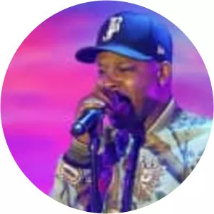 Julia Louis‑Dreyfus, Steve . . .