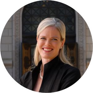 Julia Marciari Alexander