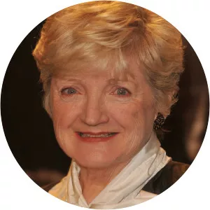 Julia McKenzie