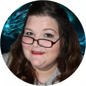 Julia Mills - Author