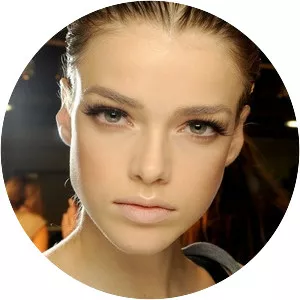 Julia Saner - Swiss model