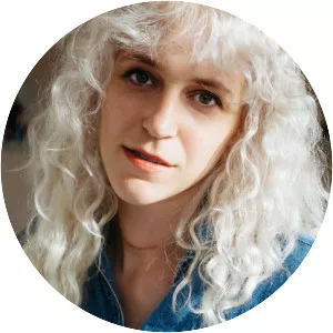 Julia Shapiro - Musical artist