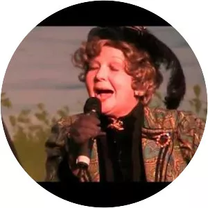 Julia Sutton - English actress