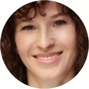 Julia Wyszynska - Actress