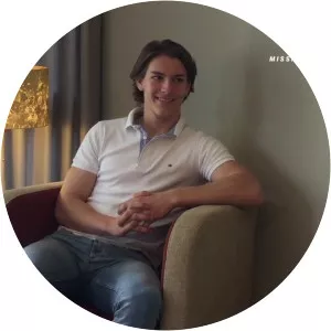 Julian Chrobot - Ice hockey player