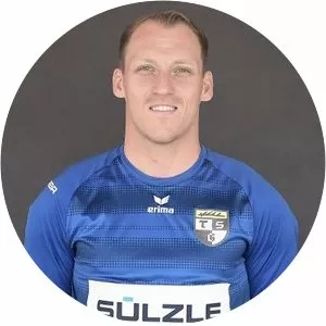 Julian Hauser - Football player