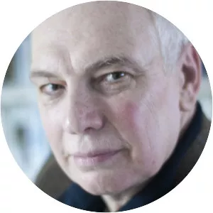 Julian LindleyFrench