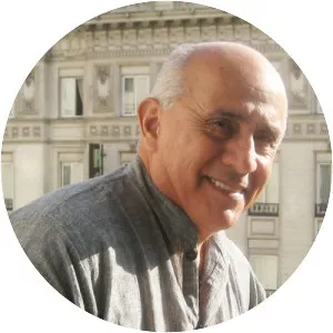 Julian Olivares - Author