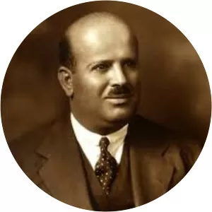 Julián Slim Haddad photograph