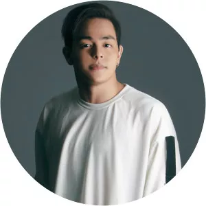 Julian Trono