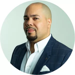 Julian Vasquez Heilig