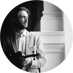 Julian Veverica - Musical artist