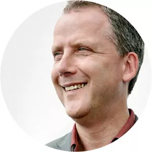 Julian Worricker - Journalist