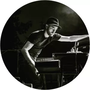 Julian Zyklus Musician - Musical artist