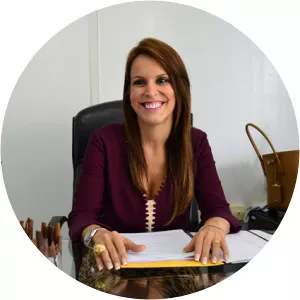 Julianne Faria - Robinson Faria's wife