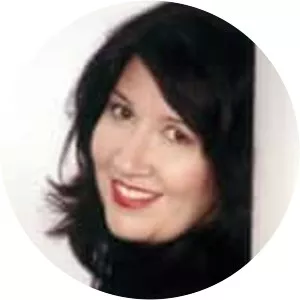 Julianne MacLean photograph