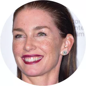 Julianne Nicholson