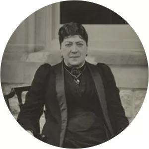 Julie Amelie Charlotte Castelnau