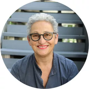 Julie Eizenberg - Architect