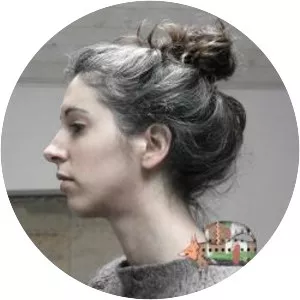 Julie Grugeaux - Author