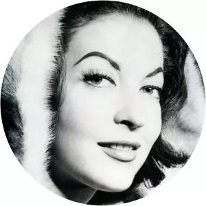 Julie Kate Olivier - Actress ‧ Joan Plowright's daughter