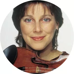 Julie Lyonn Lieberman