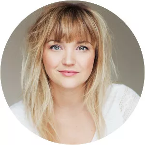 Julie Ringuette - Actress