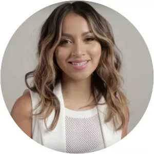 Julie Sariñana - Blogger