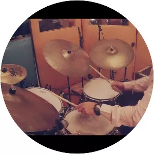 Julien Alour - Musical artist