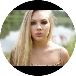 Julien Kelland - Singer