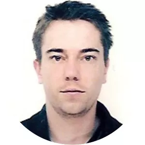 Julien Naveau photograph