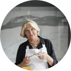 Juliet Harbutt - Author