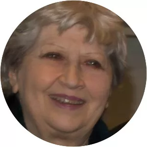 Juliette Carré - Actress