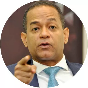 Julio César Valentín