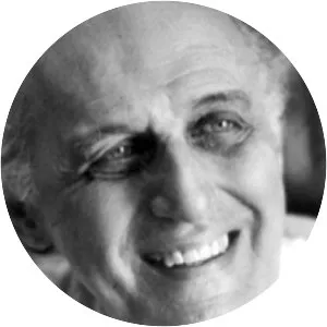 Julio Le Riverend Brusone