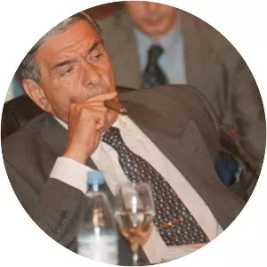 Julio Nazareno - Lawyer