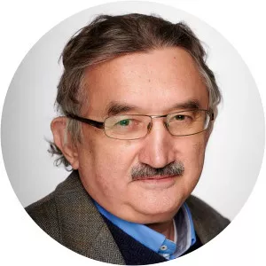 Julius Horvath - Economist